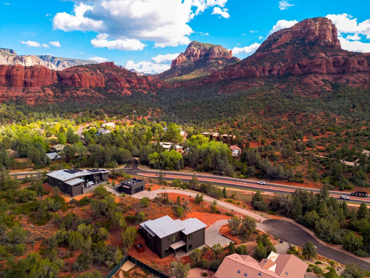 Aerial view from above Casa Alta toward Twin Buttes.